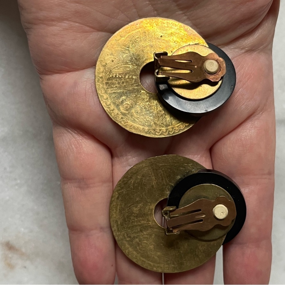 John Michael Richardson Broken Circle Clip On Earrings New Black Brass Thailand - Picture 7 of 16